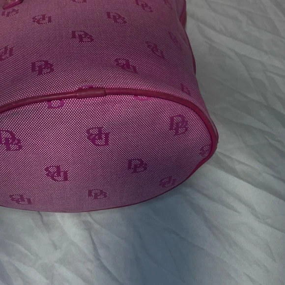 Vintage Dooney Bourke  North South bright pink logo bucket bag leather trim EUC - Picture 6 of 14